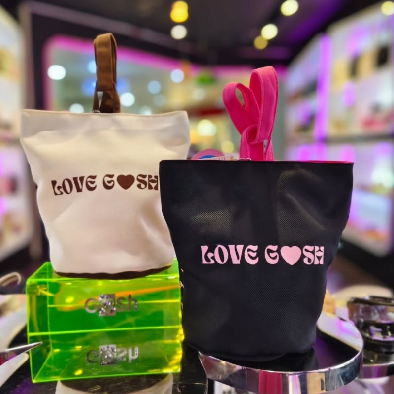 Gosh art 673, art 704, art 741 pouch