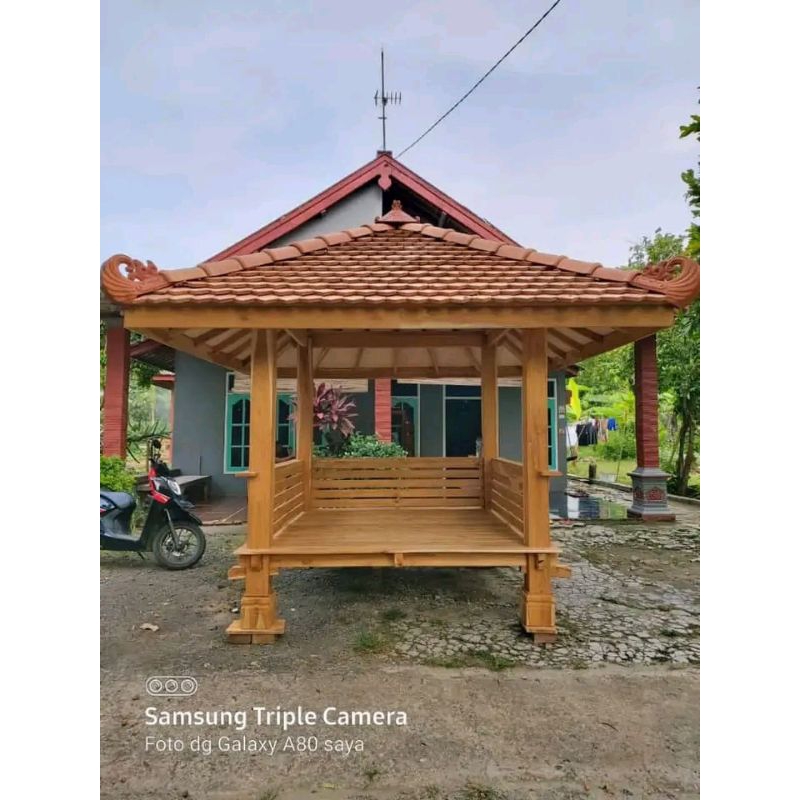 Gazebo taman kayu jati, Gazebo pantai kayu jati