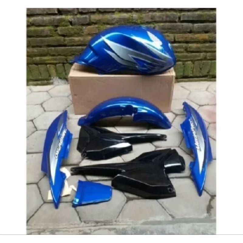 tangki megapro primus set bodi dan box aki dan slebor depan warna biru