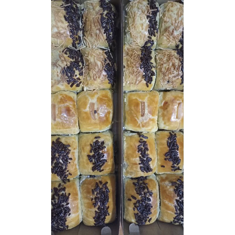 

Bolen Pisang Coklat Keju