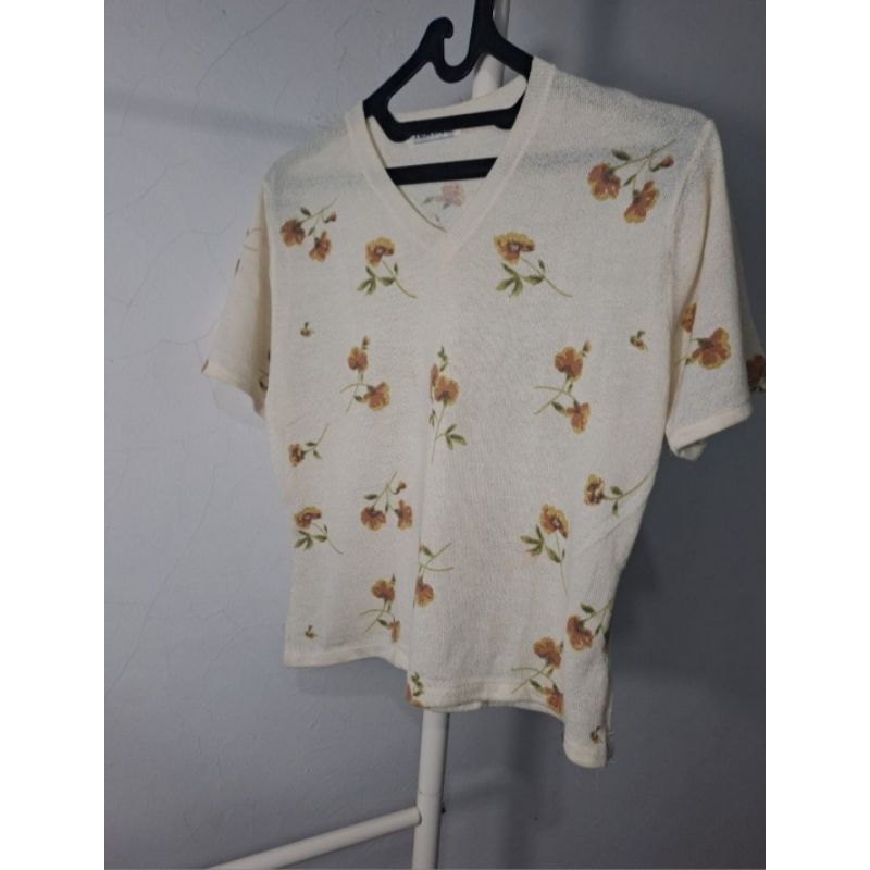 KAOS POLO WANITA LENGAN PENDEK MOTIF BUNGA