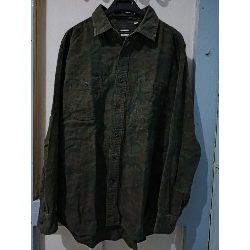 Flanel UNIQLO Camo