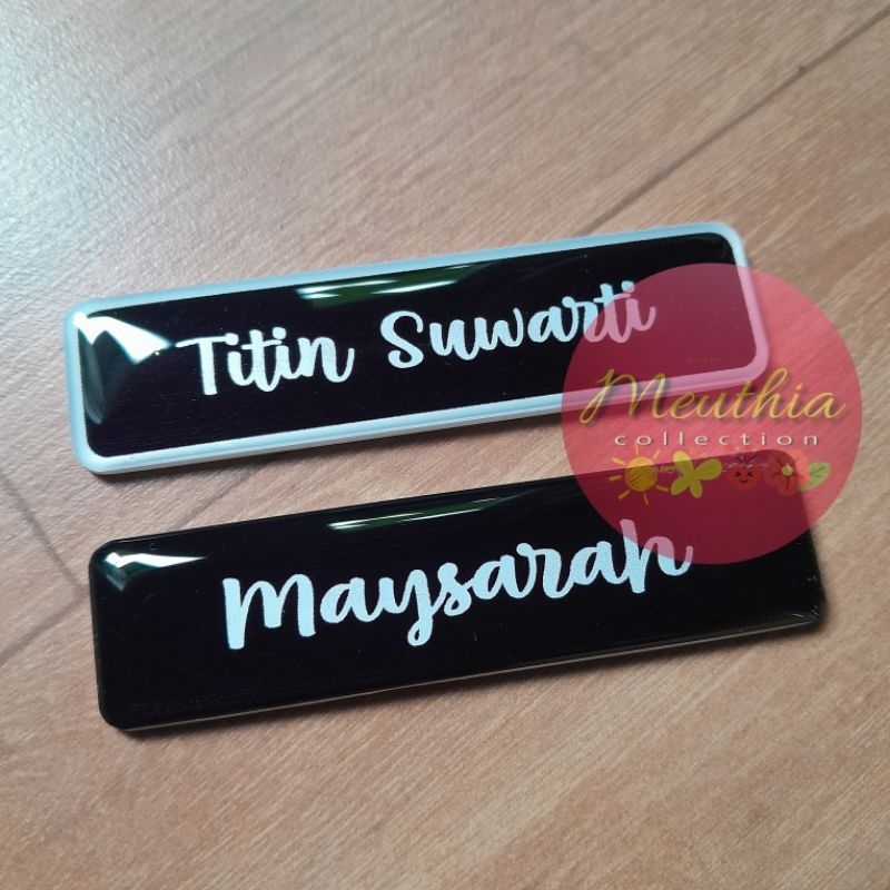 

Papan Nama Latin