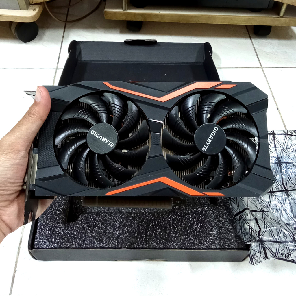 VGA GIGABYTE GTX 1050TI 4GB OC LED