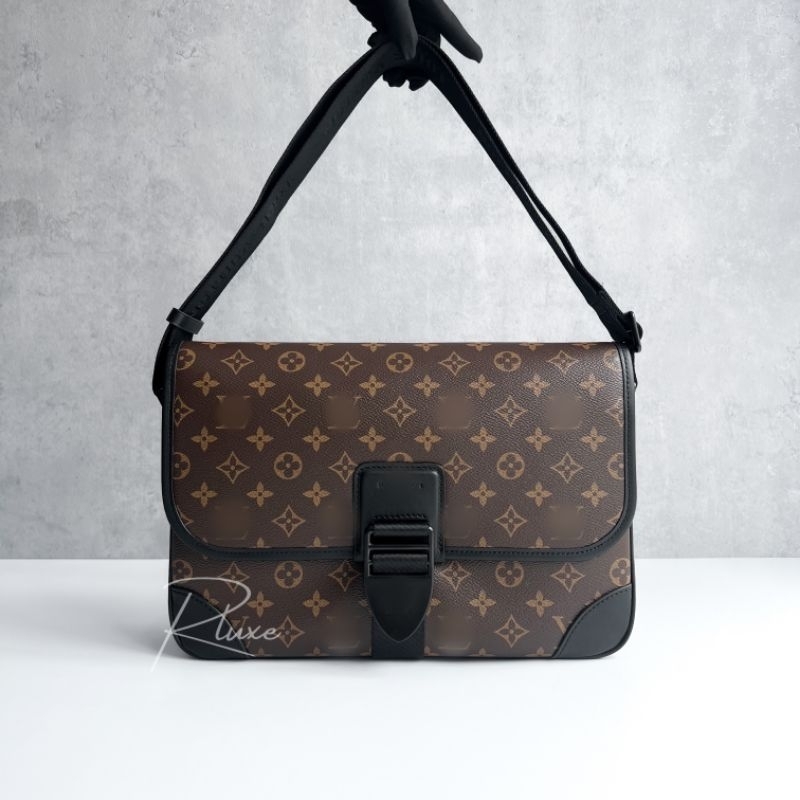 [Pre-Order] Tas Pria RoyaleLuxe Archy Messenger MM Bag in Monogram Canvas