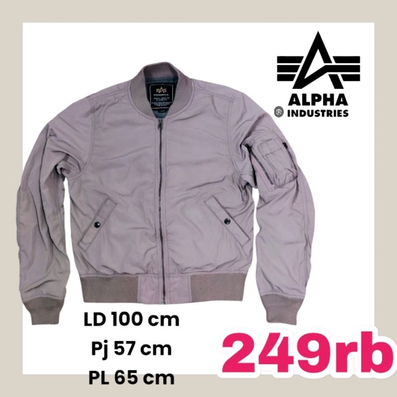 Jaket ALPHA INDUSTRIES bomber baby pink, size kecil S
