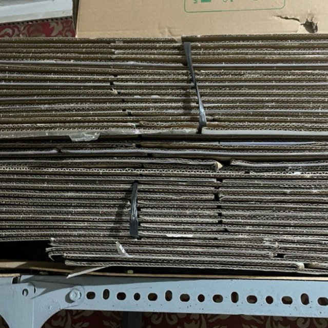 

kardus tebal 1kg