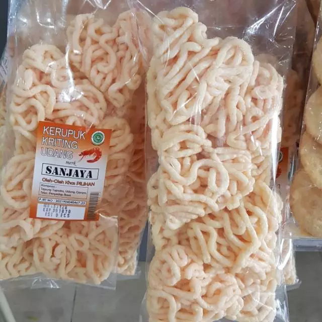 

KERUPUK UDANG ASLI BANGKA MERK SANJAYA / KERUPUK UDANG KHAS BANGKA