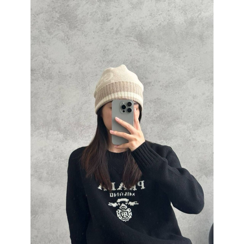 GCI GG Cashmere Beanie Hat Camel/White