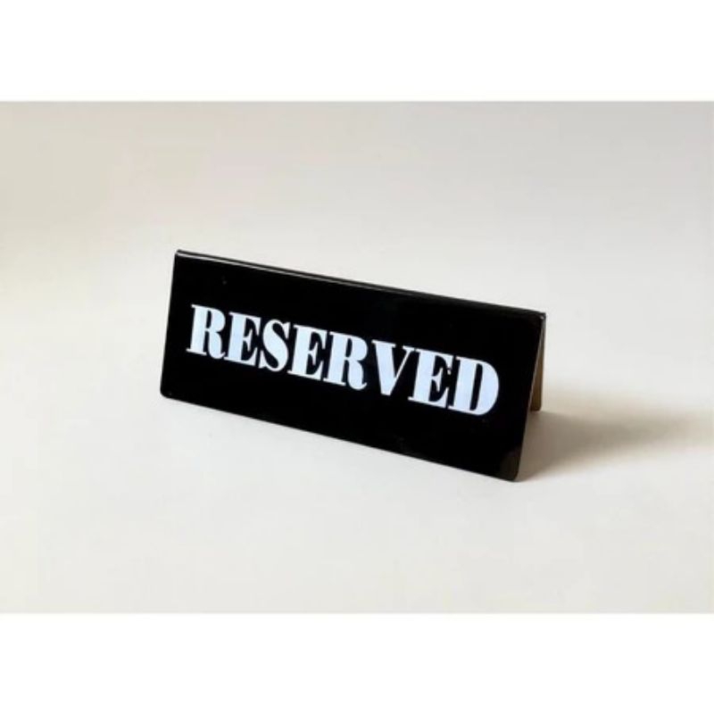 

Papan display segitiga reserved akrilik warna hitam, ukuran 6X19cm tebal 2mm