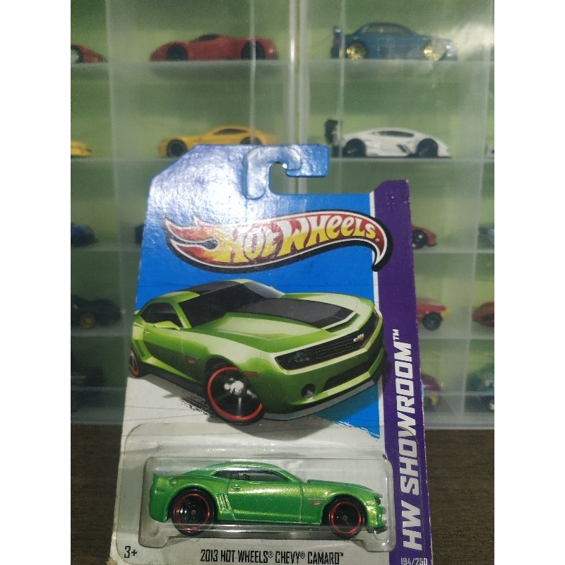 Hot Wheels 13 Chevy Camaro HW SHOWROOM