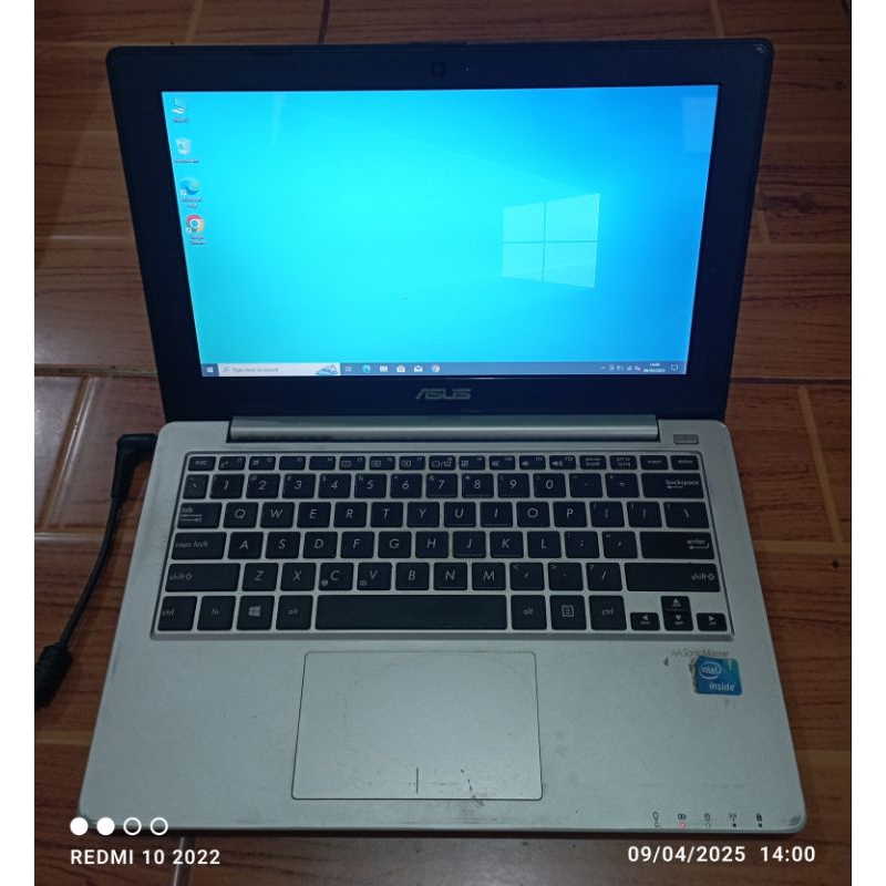Notebook Asus X201E Intel Celeron DDR3 minus speaker mati & tidak ada Charger