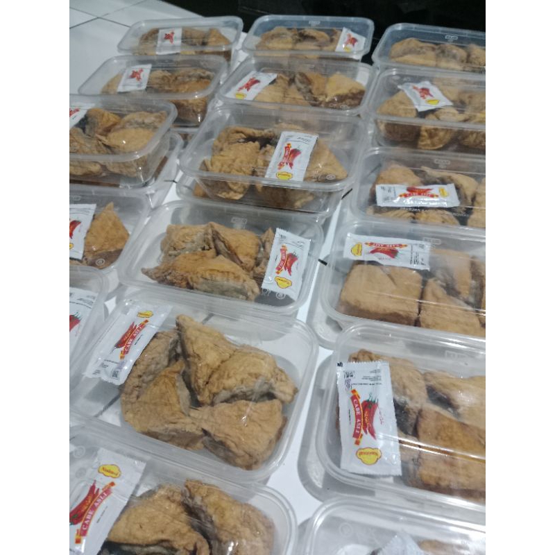 

TAHU BAKSO GEMBUL ISI 10 PCS