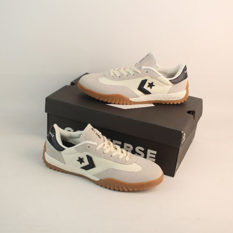 Converse Run Star Trainers White Egret