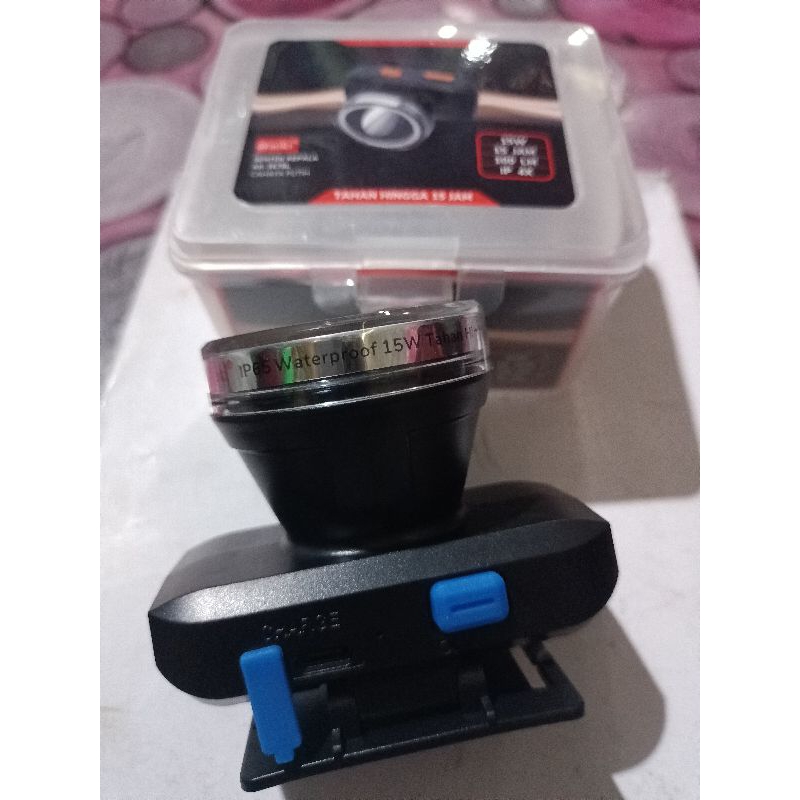 Senter Kepala aoki cahaya putih