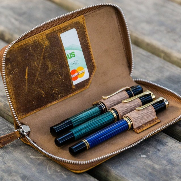 GALEN LEATHER Leather Zippered 3 Slots Pen Case