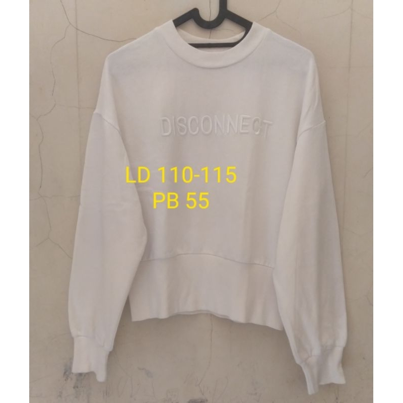 sweater gu/ hodie gu/ sweater branded/ sweater cantik