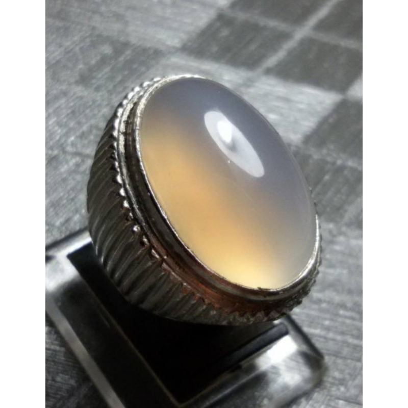 Batu Permata/Batu Mulia/Batu Akik Premium Natural White Chalcedony Big Size Fenomena Cats Eye (Kolek