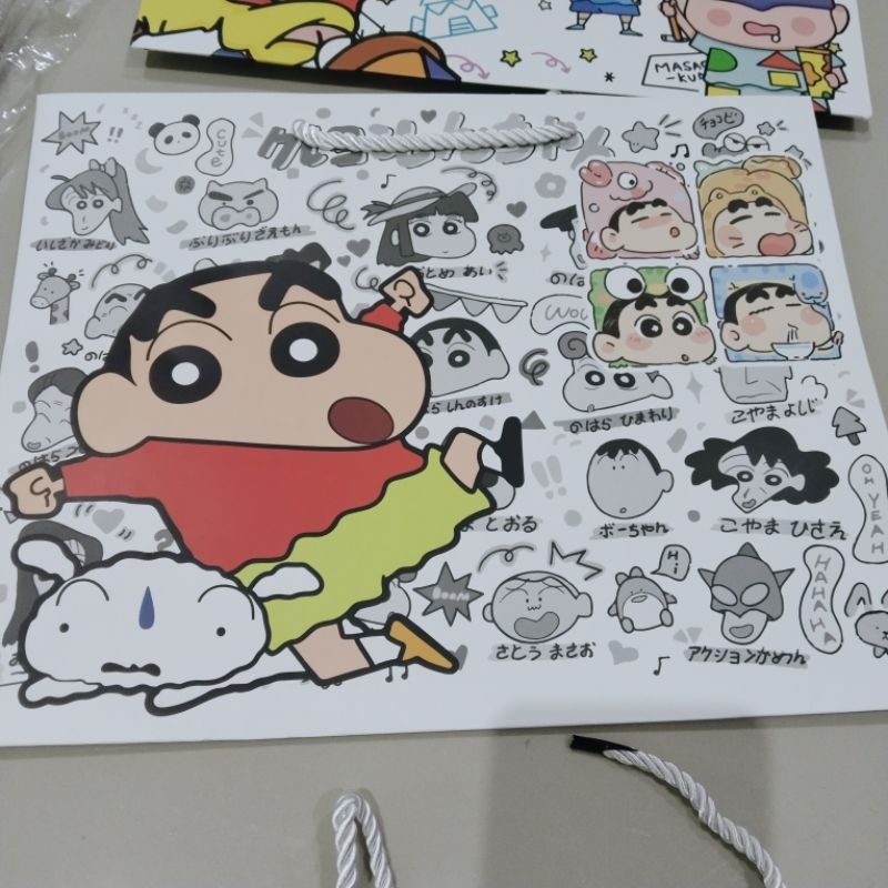 

[COD] 3 pcs Paperbag shinchan 32 x 25 x 11cm
