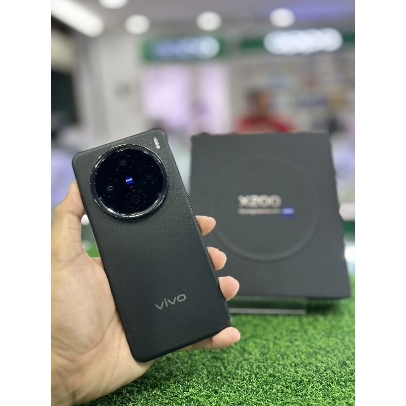 Vivo X200 12/256 GB Second Like New