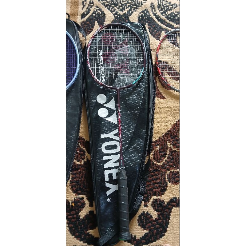 Raket YONEX ASTROX 100ZZ