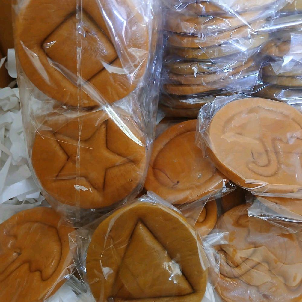 

DALGONA CANDY tanpa Stick 7 CM isi 20 pcs