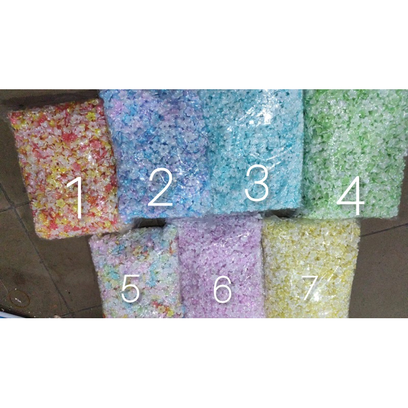 Manik mote kelopak mini||kelopak bunga kecil