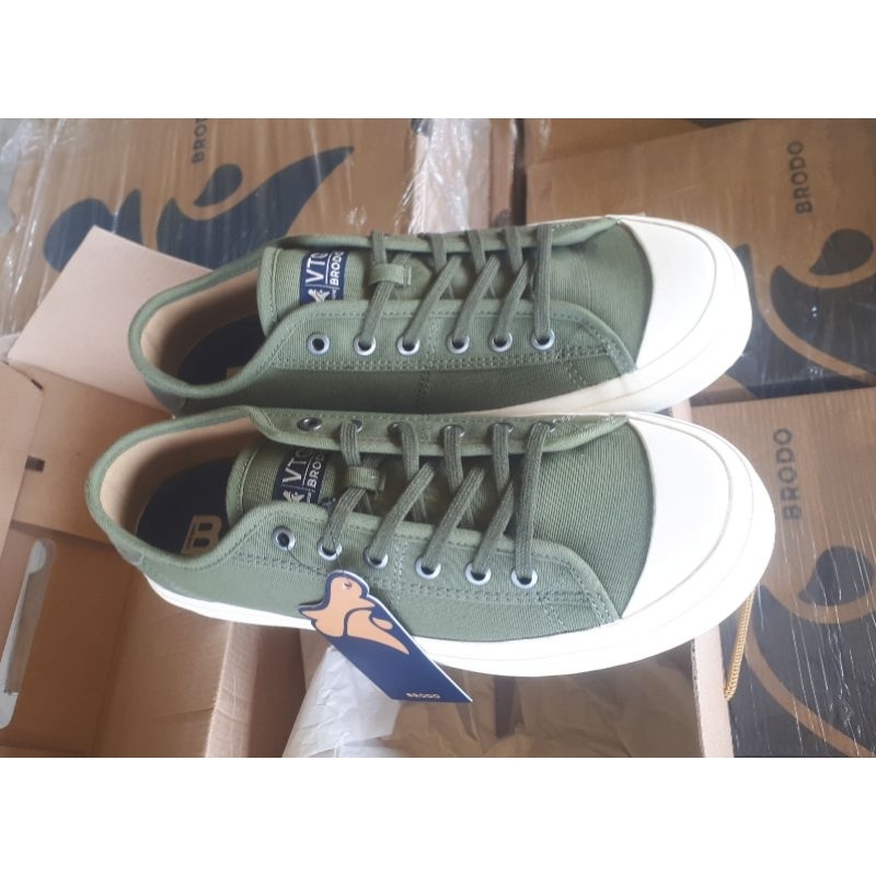 Sepatu pria brodo vTG V.2 slip on olive