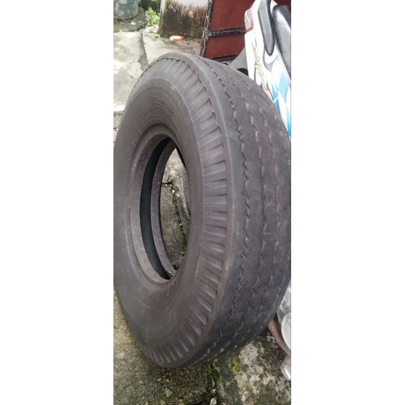 ban truk 825/16