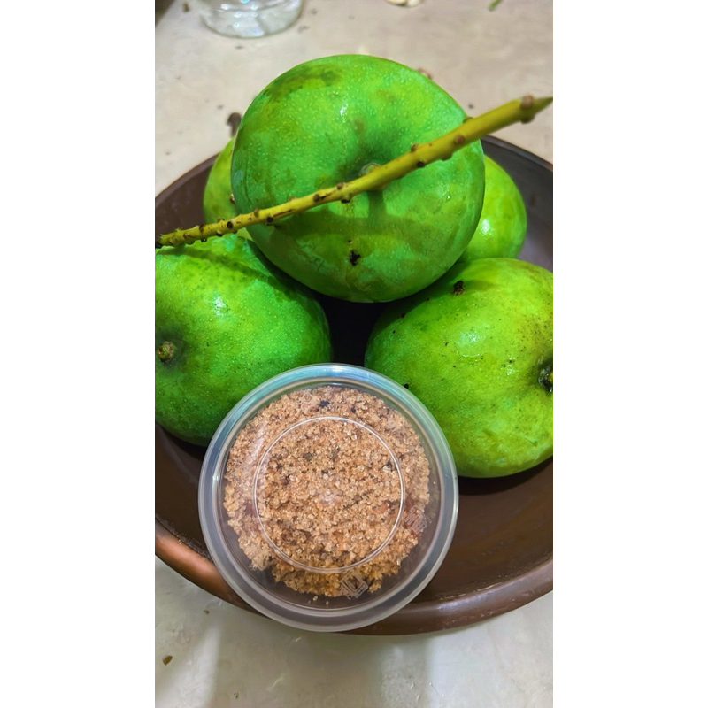 

Mangga Apel 1kg+ Bumbu buah special qey 100ml