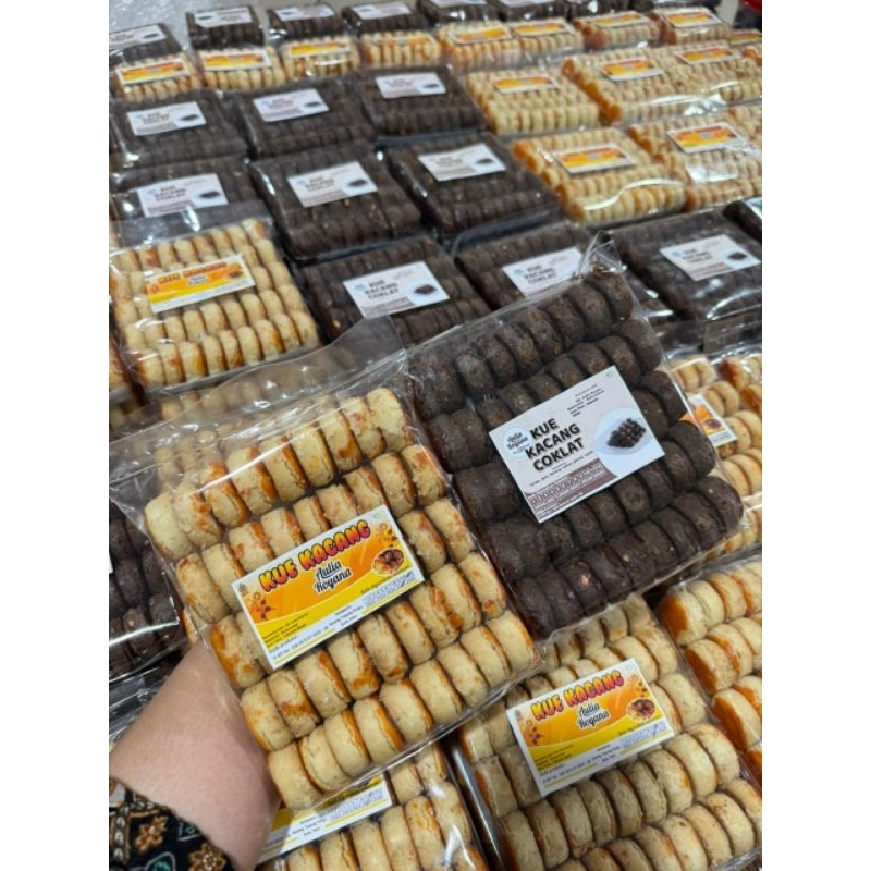 

Cahayadstore Kue Kacang Original & Coklat Kemasan 280G (Isi 45 Biji ) By Aulia Royana Khas