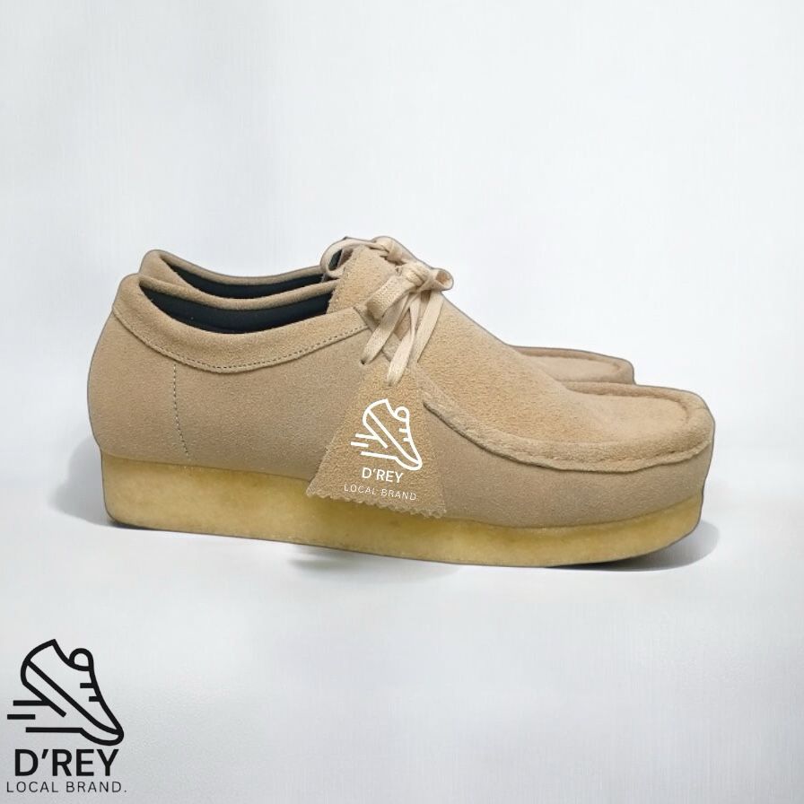 D’REY Sepatu Casual Pria Krem Chungky Wallabee Clark Kasual Pria