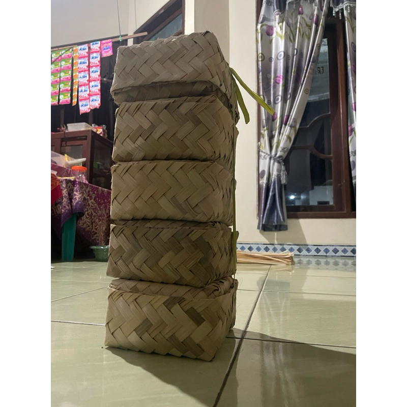 besek kecil