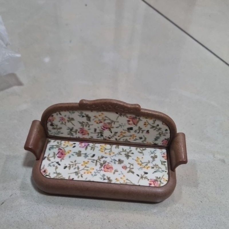 preloved Sylvanian Family: Sofa