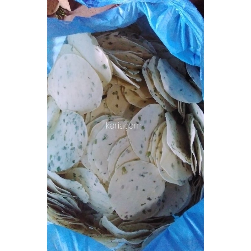 

Terlaris Kerupuk Kamang Grad B|Kerupuk Singkong|Kerupuk Ubi Batang|Mentah|Kerupuk Kari Agam Kuliner Bukittinggi