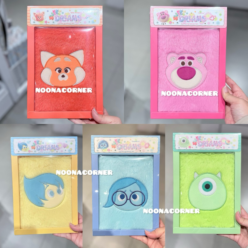 

Ohsome x Disney ‼️ Notebook Bulu / Journal Notebook Plush Disney Pixar Dreams Collections (180 sheets) Lotso / Sullivan / Mike Swavorski / Turning Red Panda / Inside Out Joy
