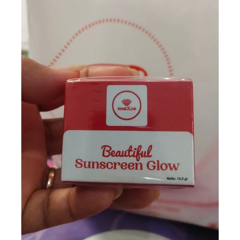 SUNSCREEN GLOW MAXIE ORI BPOM 100%