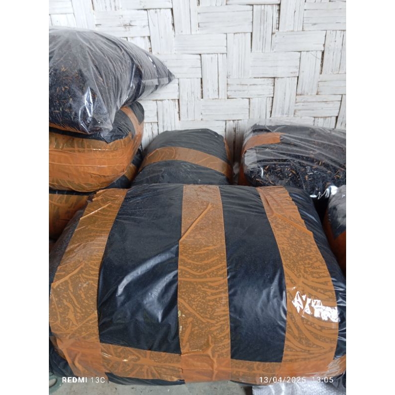 sekam bakar+pupuk kandang