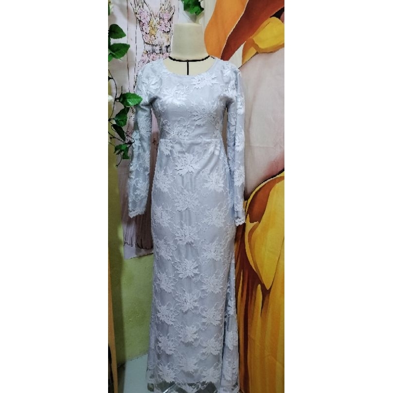 PRELOVED Dress panjang putih