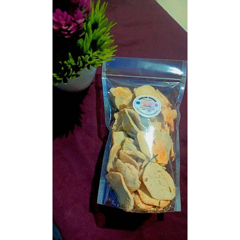 

sebring basreng pedas daun jeruk snack pedas gurih dan ori
