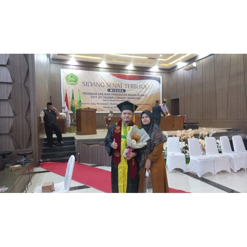 (SELEMPANG WISUDA )(EXPRESS)bahan bludru pilihan tebal lembut dan tidak kaku