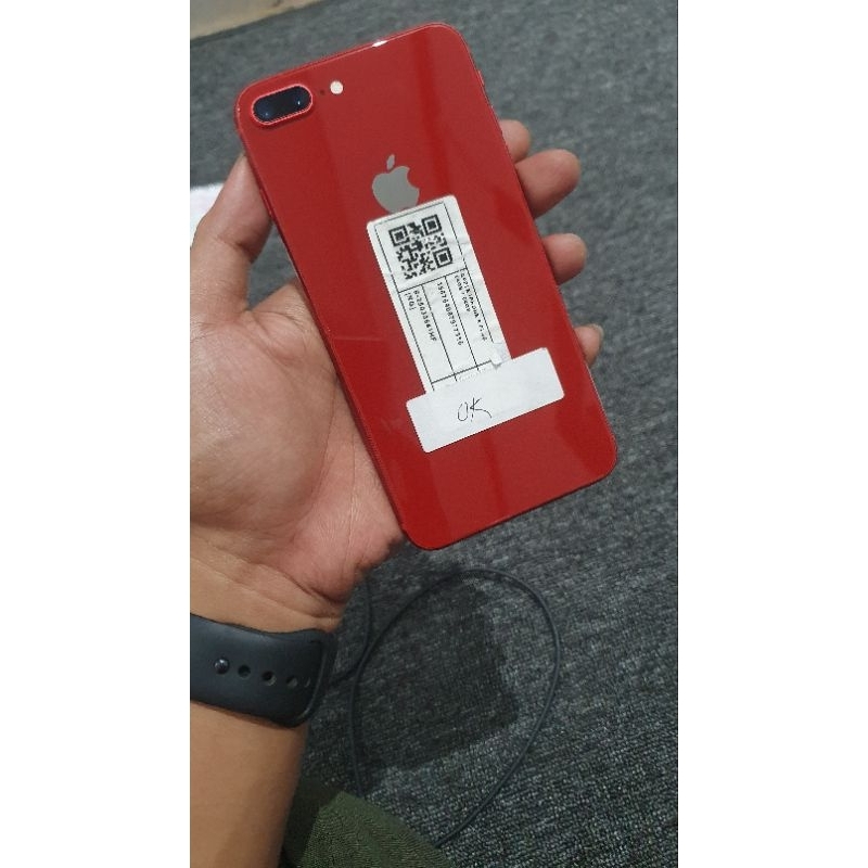 iphone 8 Plus 64gb ex resmi ibox (rededition) minus sedikit