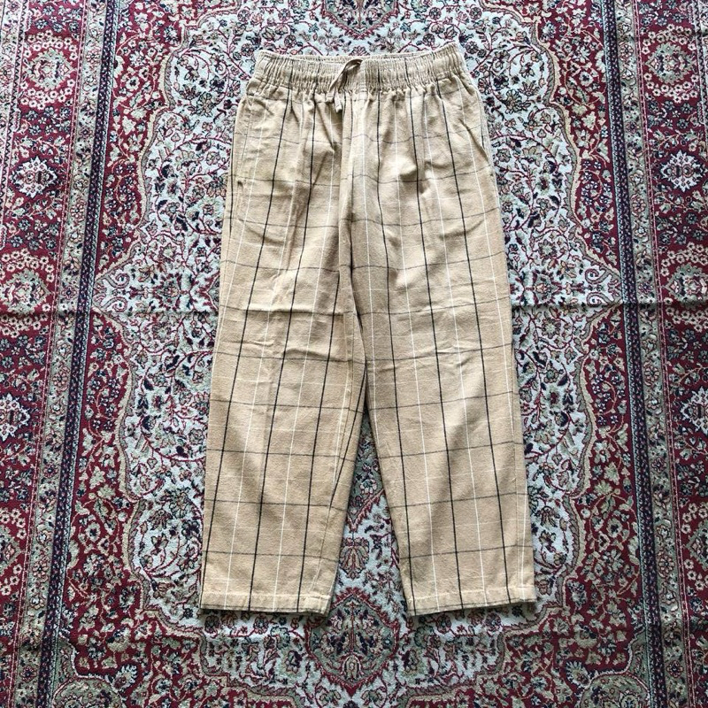 Celana Gu tartan relaxed chef pants HF369