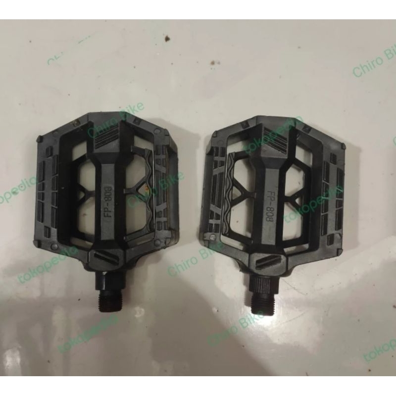 pedal sepeda mtb fixie united 808 plastik as besar