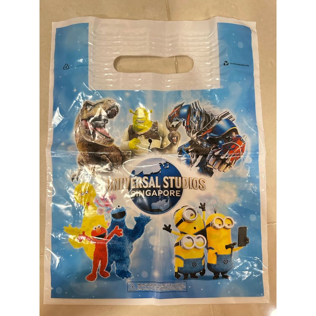 

Paperbag Universal Studios Singapore original