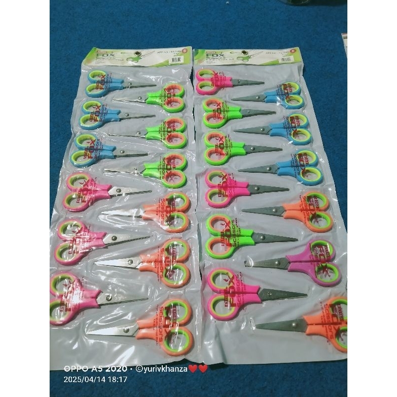 

gunting renteng kecil Estika