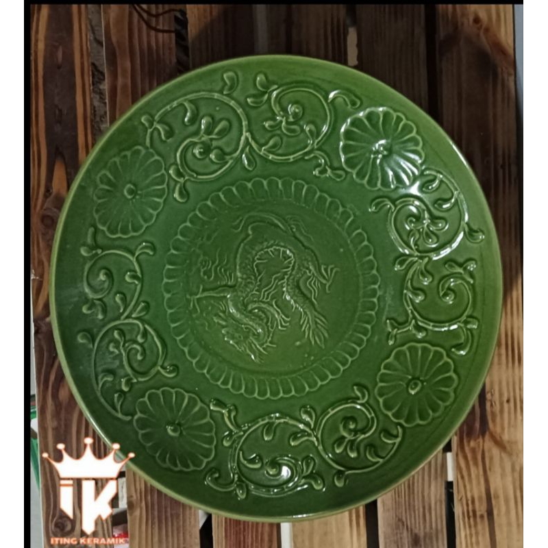 Piring Hias Celadon