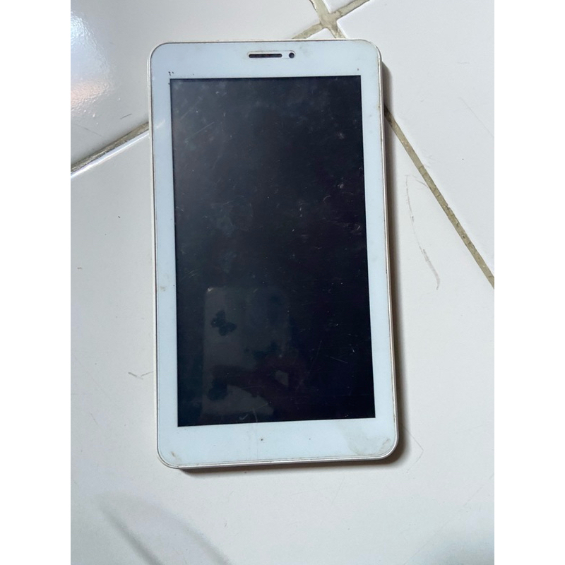 Tablet advan mati total