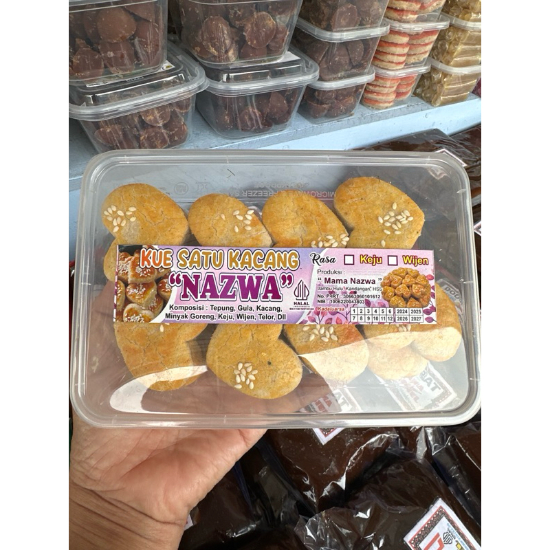 

kue satu kacang box besar