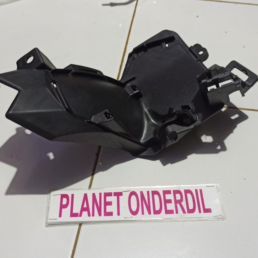 Spakbor Belakang Kolong Vario 150 - 125 2016 - 2017 Orginal AHM